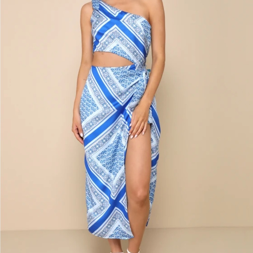 Lulu's Blue and White One-Shoulder Cutout Maxi Dress